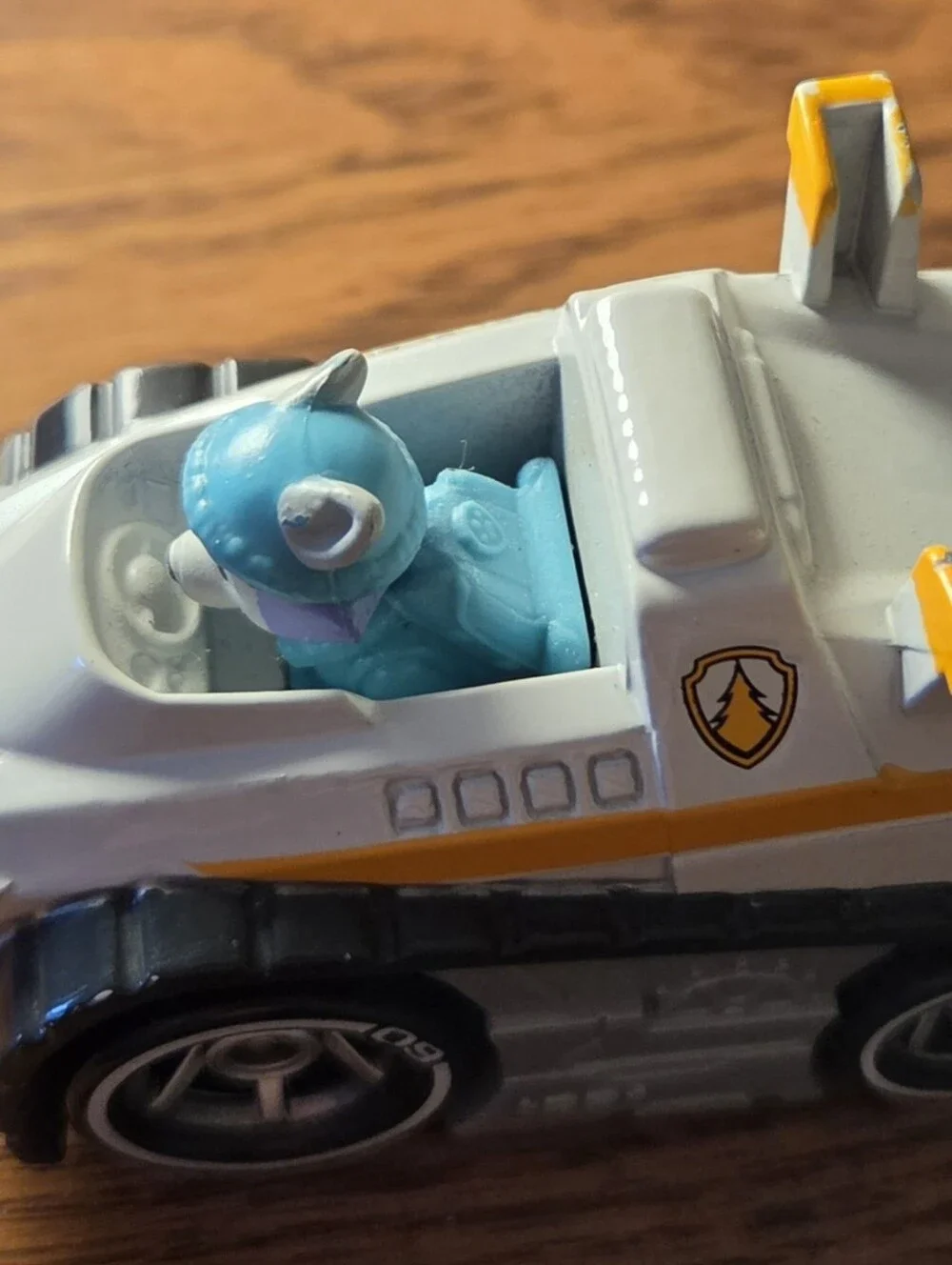 Paw Patrol True Metal Mighty Pups Super Paws Die Cast Vehicle